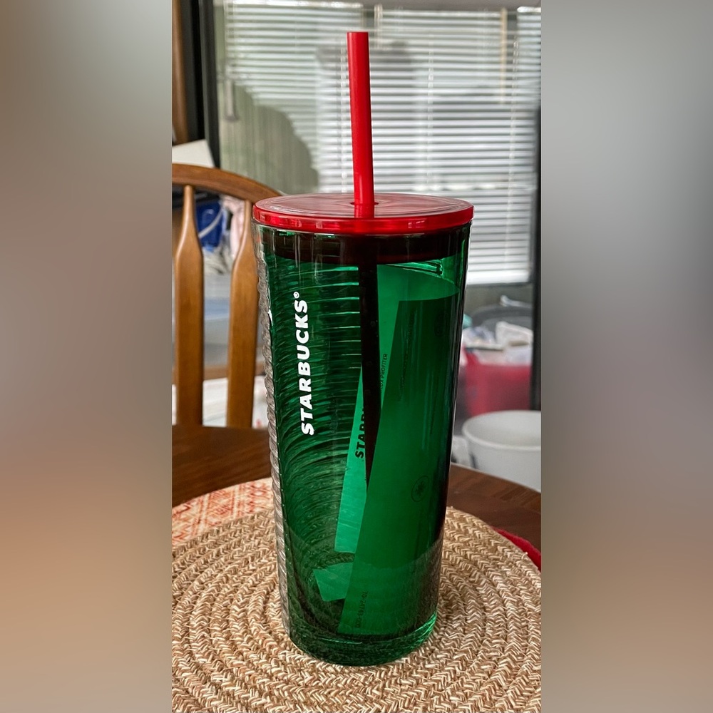**NWT** Starbucks - 2021 Holiday Tri-Color Ribbed Glass - Cold Cup - 18 oz.